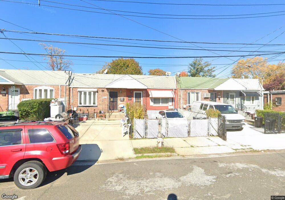 15321 112th Ave, Jamaica, NY 11433 - photo 1