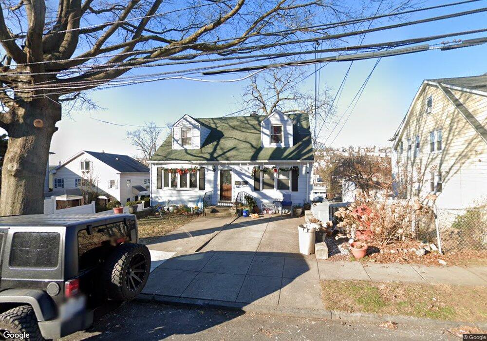 51 Colin St, Yonkers, NY 10701 - photo 1