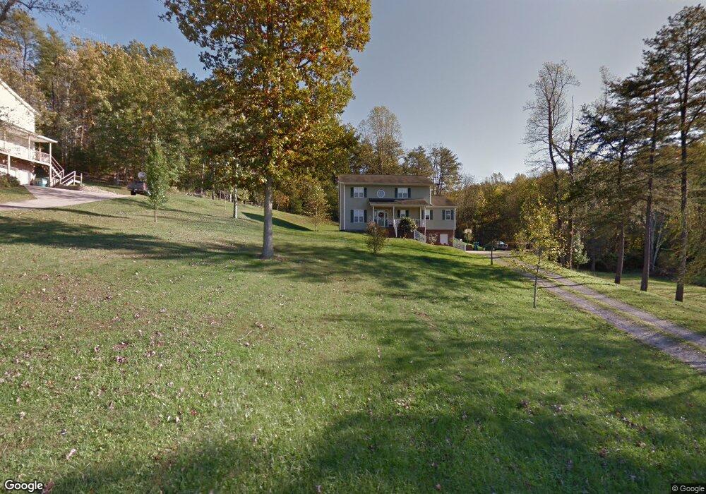 212 Cedar Dr, Scott Depot, WV 25560 - photo 1