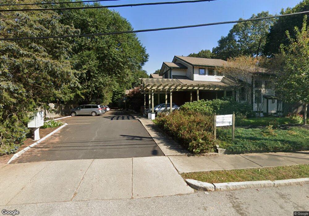 14 Pettee St unit 4, Newton Upper Falls, MA 02464 - photo 1