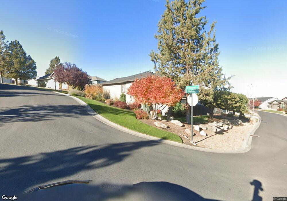 62 SW Valleyview Dr, Redmond, OR 97756 - photo 1