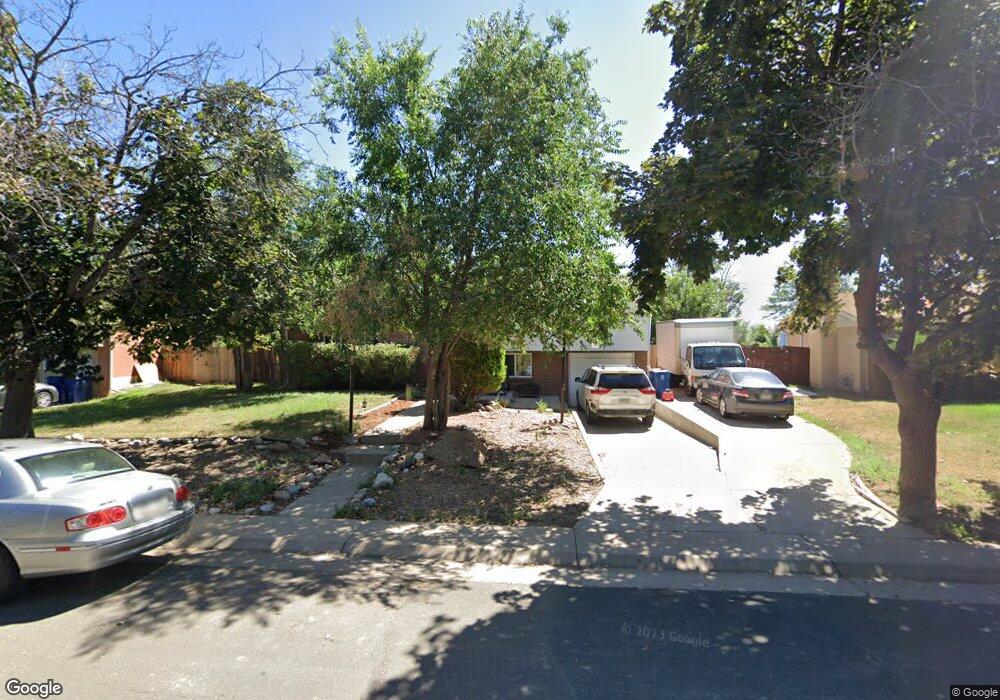 730 Elkhart St, Aurora, CO 80011 - photo 1