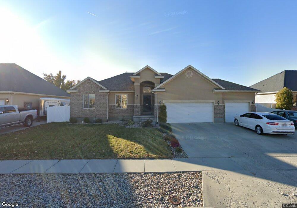 1884 Bluff Ridge Dr, Syracuse, UT 84075 - photo 1