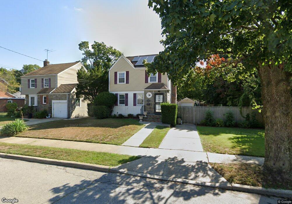 2 Glen Rd, West Hempstead, NY 11552 - photo 1