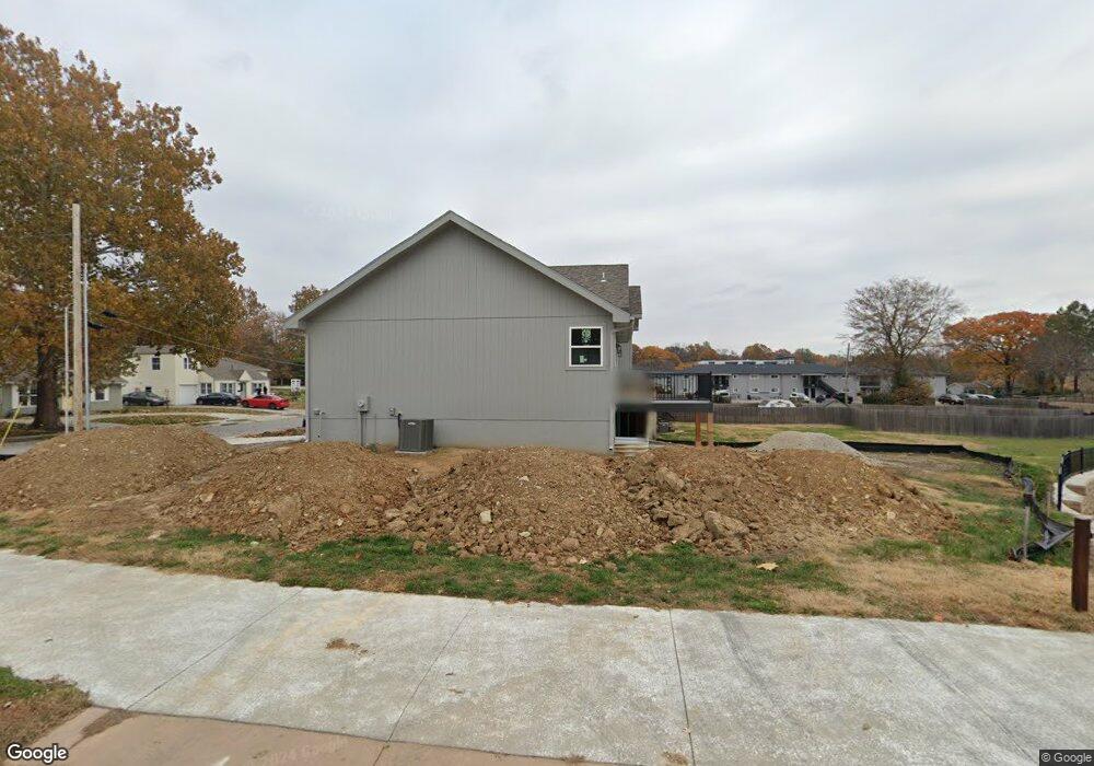 6001 Flint St, Shawnee, KS 66203 - photo 1