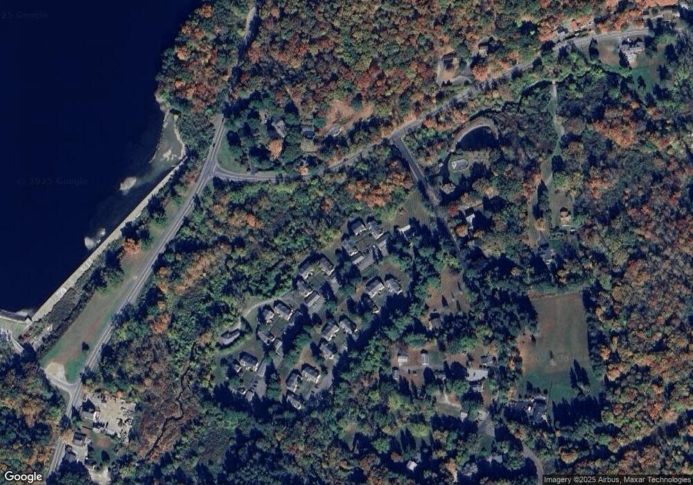 301 Holly Stream Ct unit 4A2, Brewster, NY 10509 - photo 1