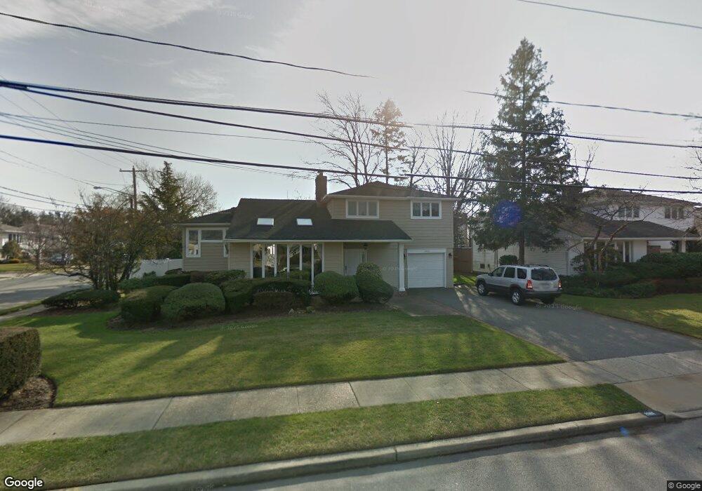 2080 Holland Way, Merrick, NY 11566 - photo 1