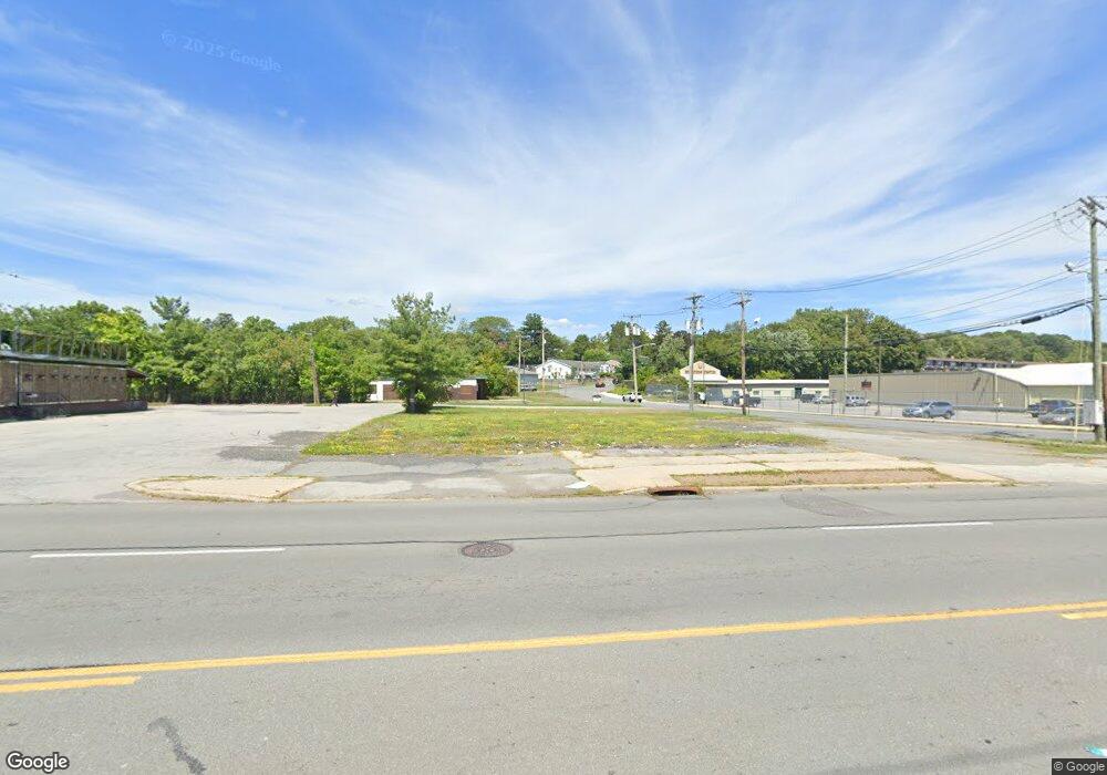 233 Wickham Ave, Middletown, NY 10940 - photo 1