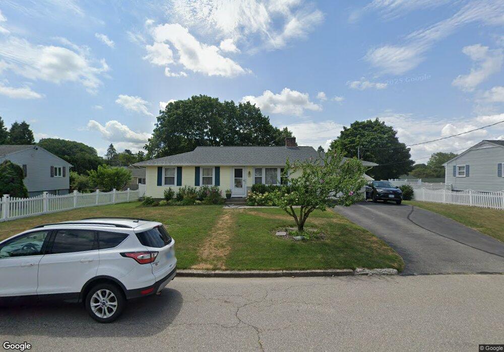 32 W Highland Ave, Cumberland, RI 02864 - photo 1