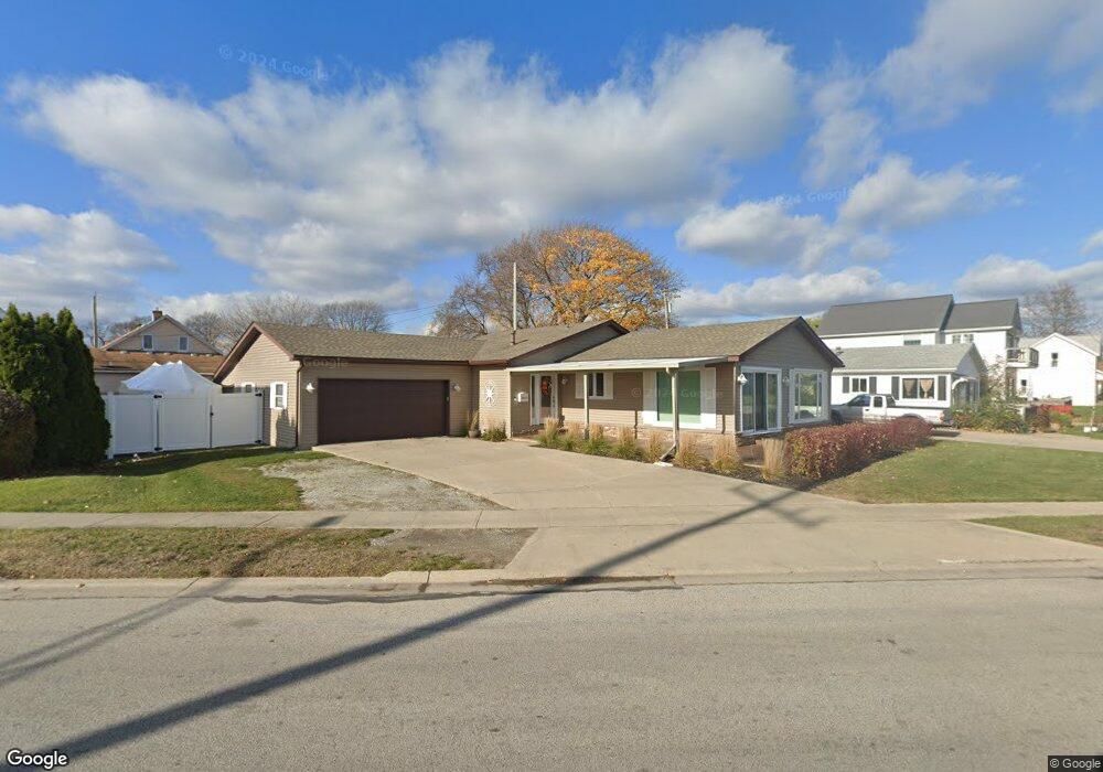 2411 Wright St, Port Huron, MI 48060 - photo 1