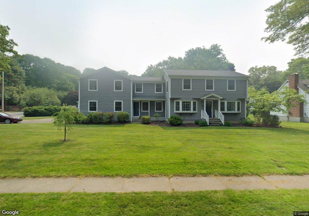 216 Lawrence Rd, Fairfield, CT 06824 - photo 1