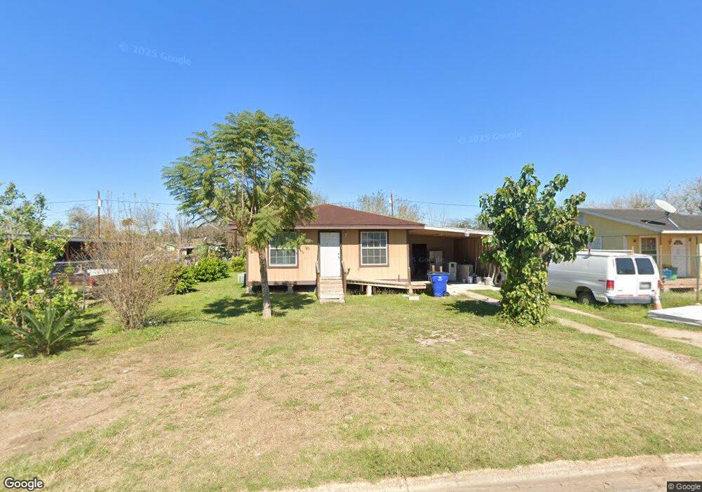 318 Oak St, Donna, TX 78537 - photo 1