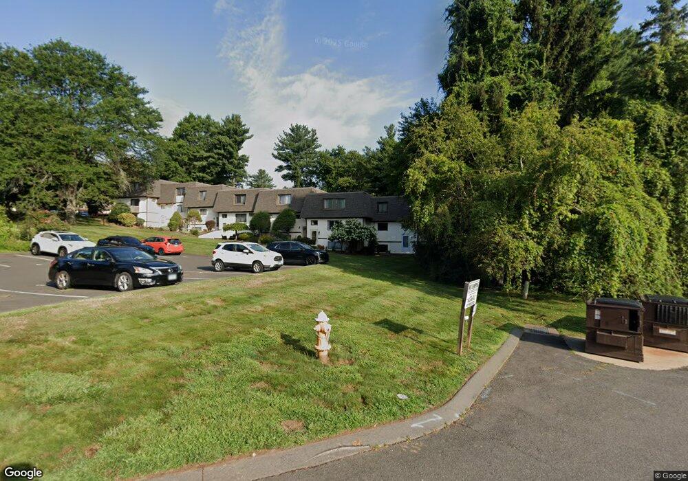 60 Suffield Meadow Dr, Suffield, CT 06078 - photo 1