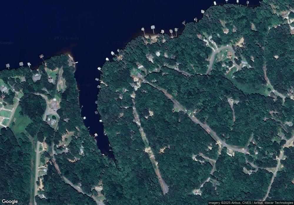 379 Cardinal Ln, Toccoa, GA 30577 - photo 1