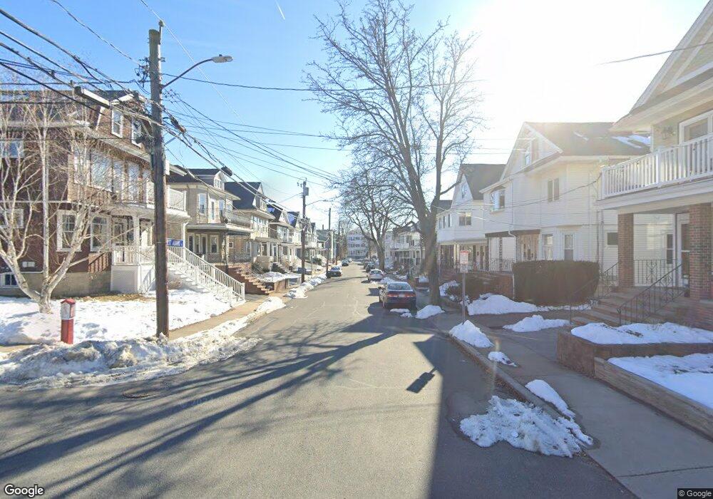 128 W Adams St unit 1, Somerville, MA 02144 - photo 1