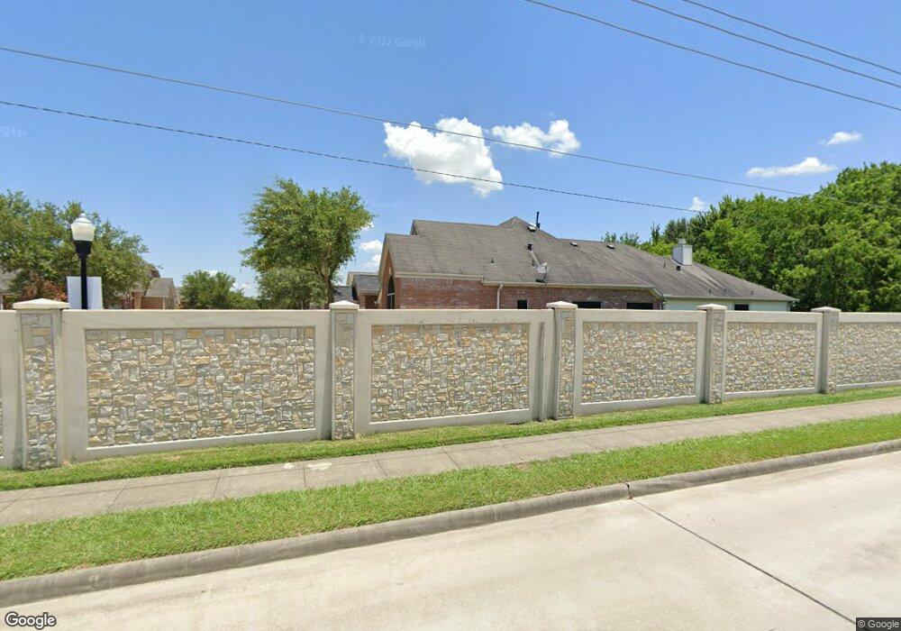 10539 Rustling Villas Ln, Houston, TX 77075 - photo 1