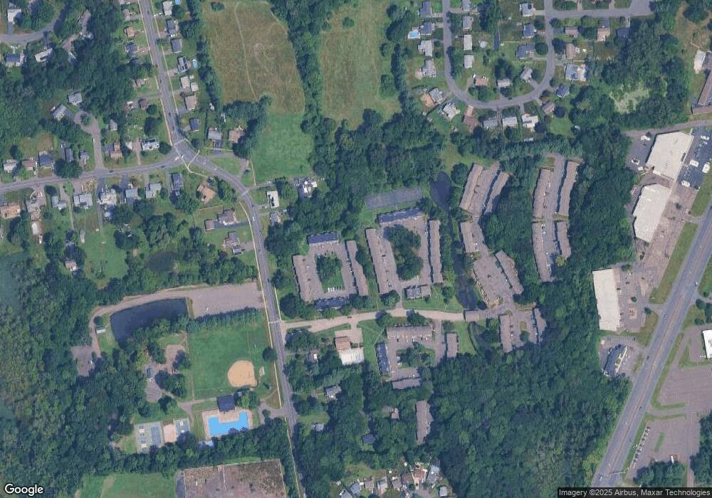 94 Churchill Dr, Newington, CT 06111 - photo 1