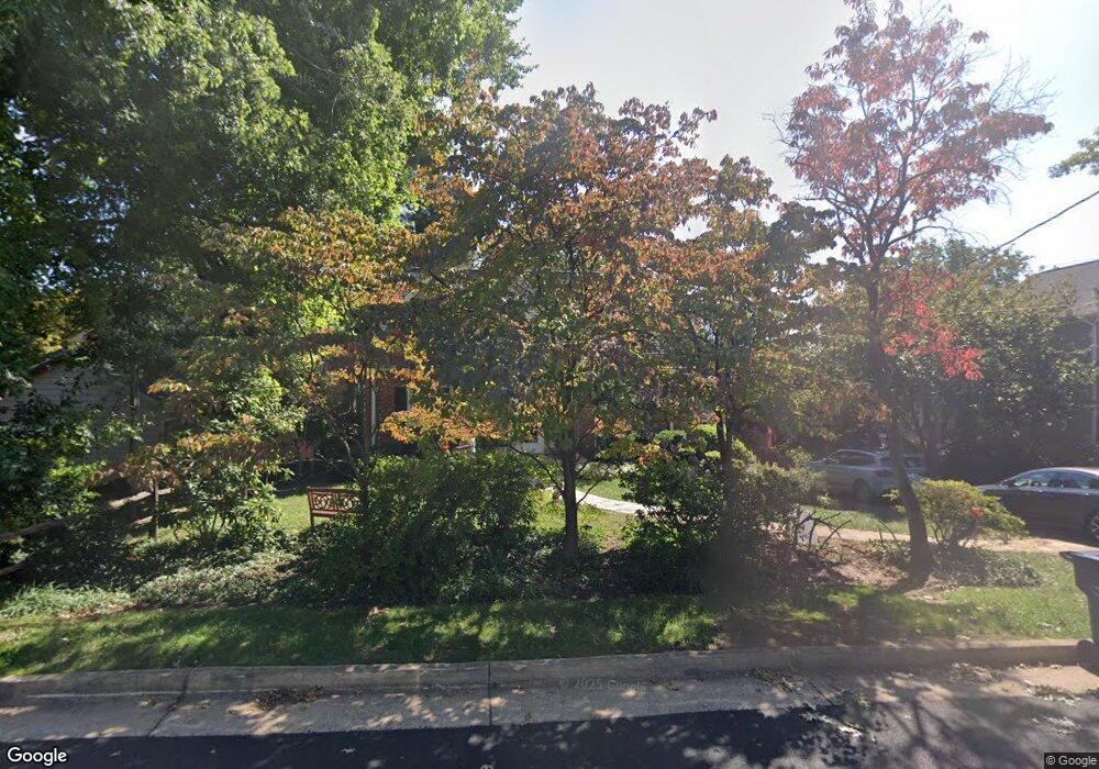 6905 Sycamore St, Falls Church, VA 22046 - photo 1