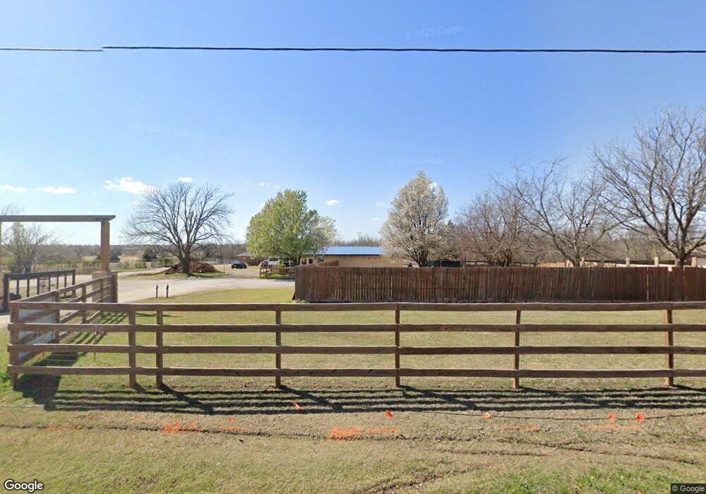 1701 N Bryant Ave, Moore, OK 73160 - photo 1