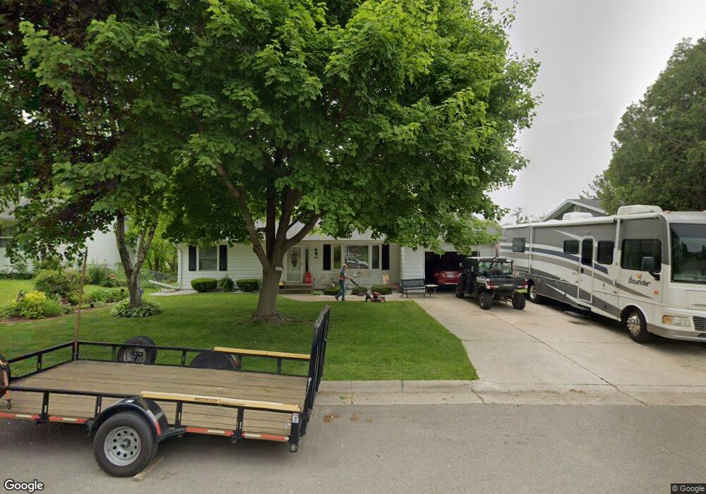 2616 S Elmwood Cir W, Cross Plains, WI 53528 - photo 1