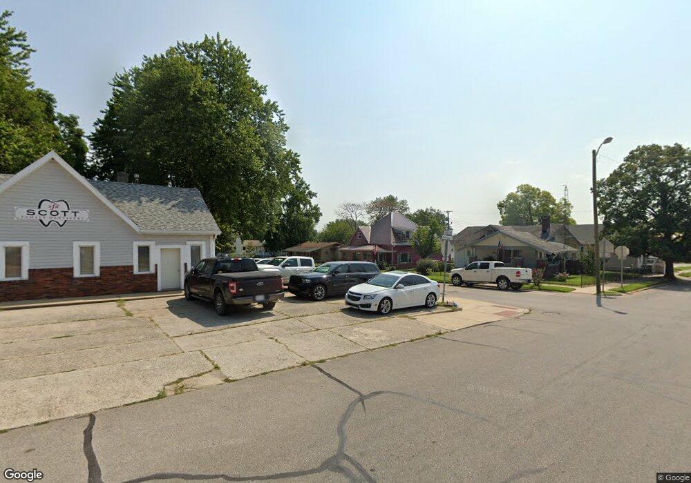 210 E 3rd St, Bicknell, IN 47512 - photo 1