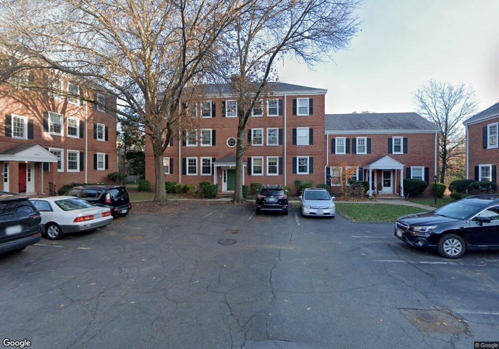 4906 29th Rd S unit C2, Arlington, VA 22206 - photo 1