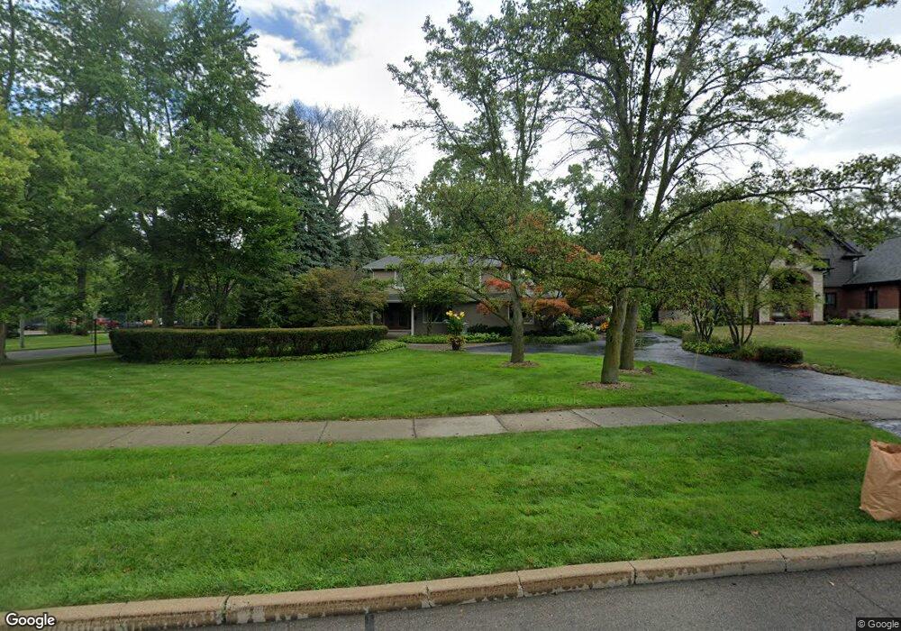 15105 Windmill Pointe Dr, Grosse Pointe Park, MI 48230 - photo 1