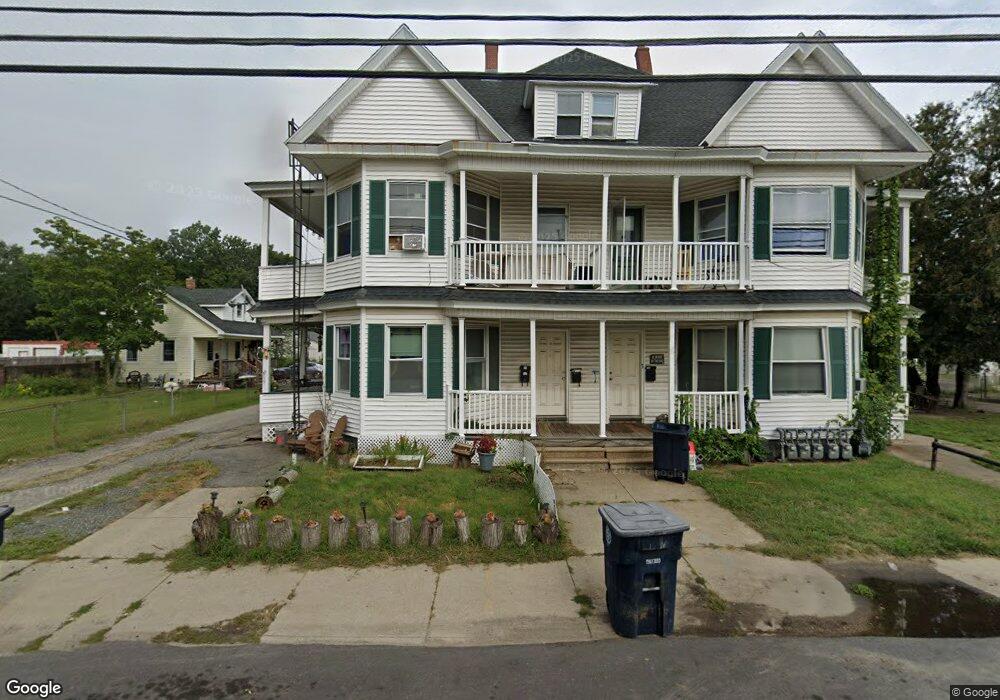 167 W Hollis St unit R, Nashua, NH 03060 - photo 1