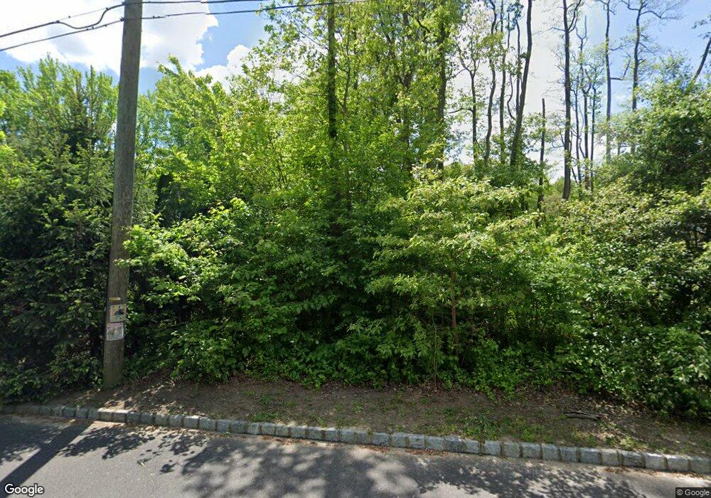 909 Virginia Ave, Woodbury, NJ 08096 - photo 1