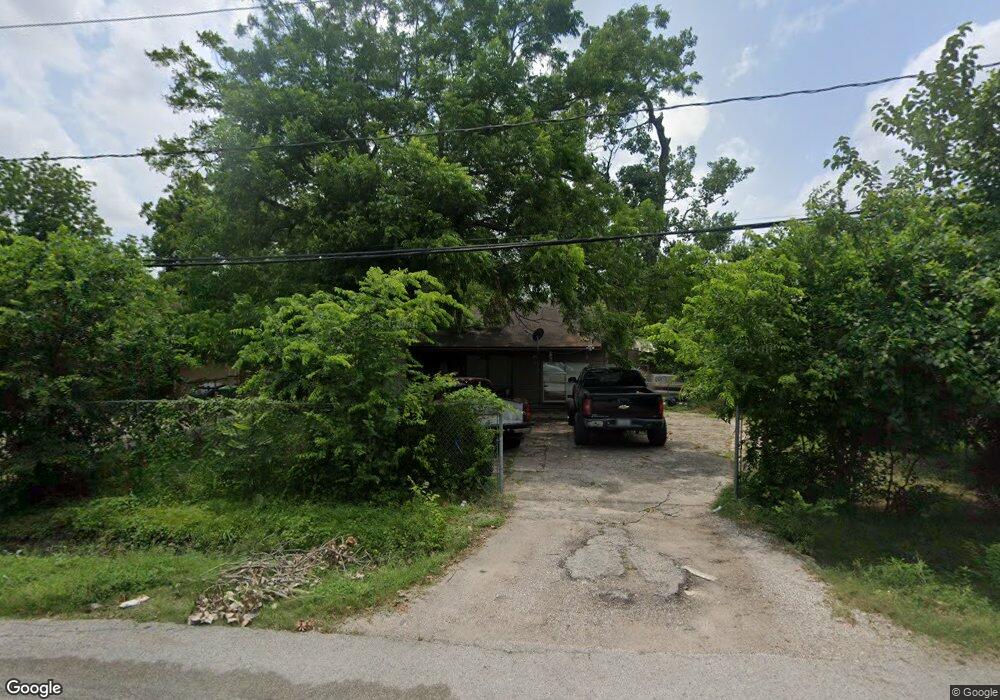 4521 Werner St, Houston, TX 77022 - photo 1