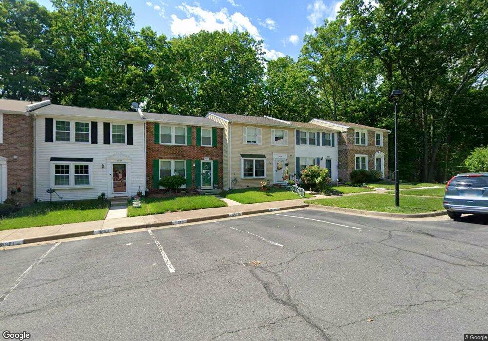 8668 Maple Glen Ct, Springfield, VA 22153 - photo 1