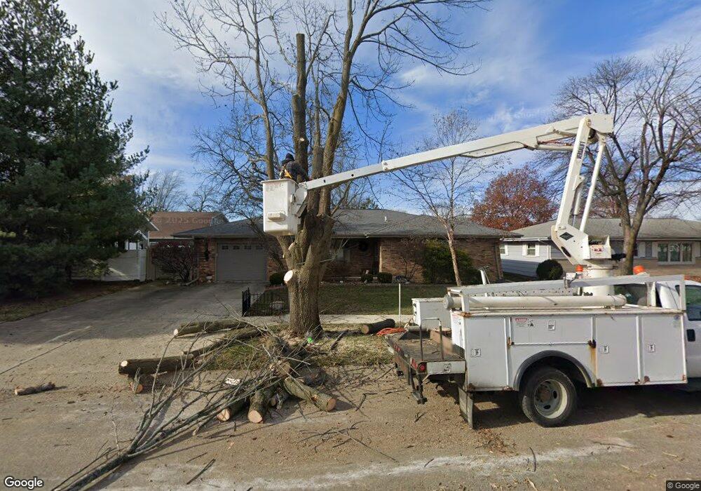 809 N 32nd St, Mattoon, IL 61938 - photo 1