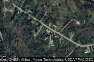 31 Boynton St, Bradley, ME 04411