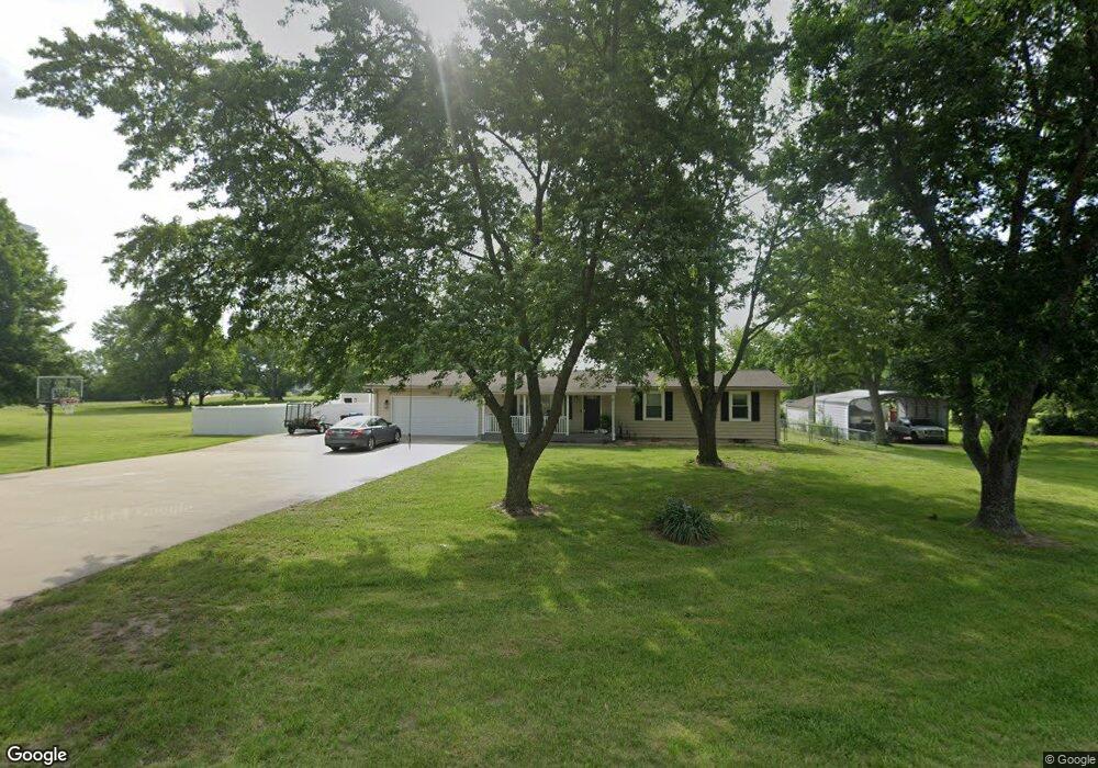 5905 SW 58th St, Topeka, KS 66619 - photo 1