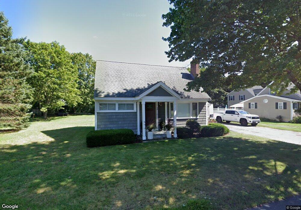 46 Hamilton Rd, Wrentham, MA 02093 - photo 1
