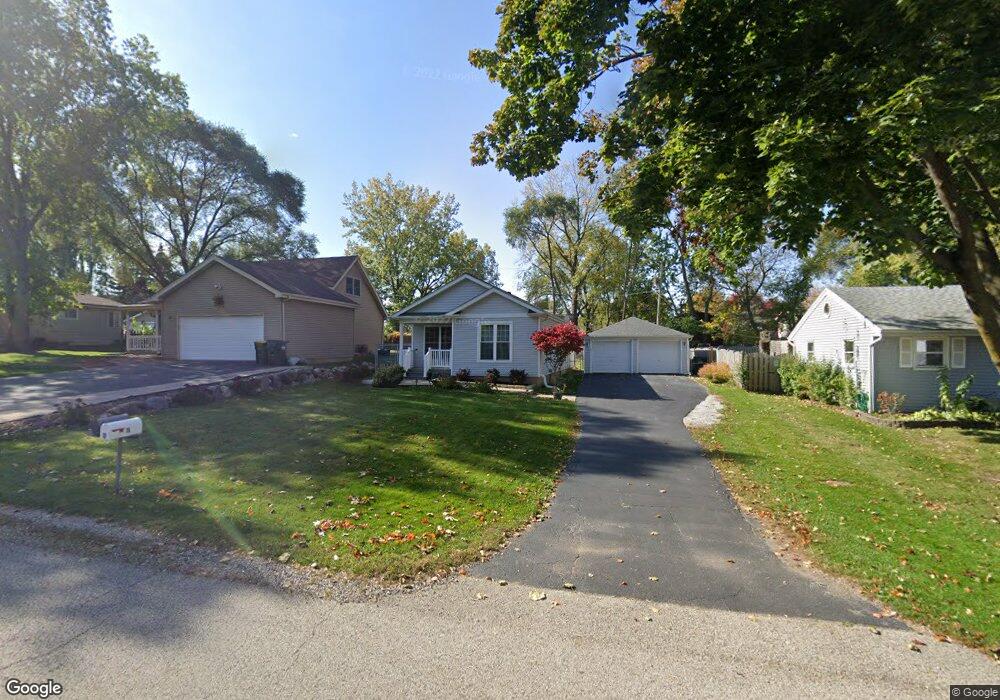 11 Wander Way, Lake In the Hills, IL 60156 - photo 1