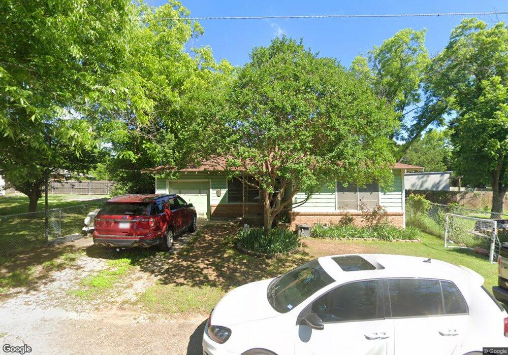 106 Lovelady St, Cleburne, TX 76033 - photo 1