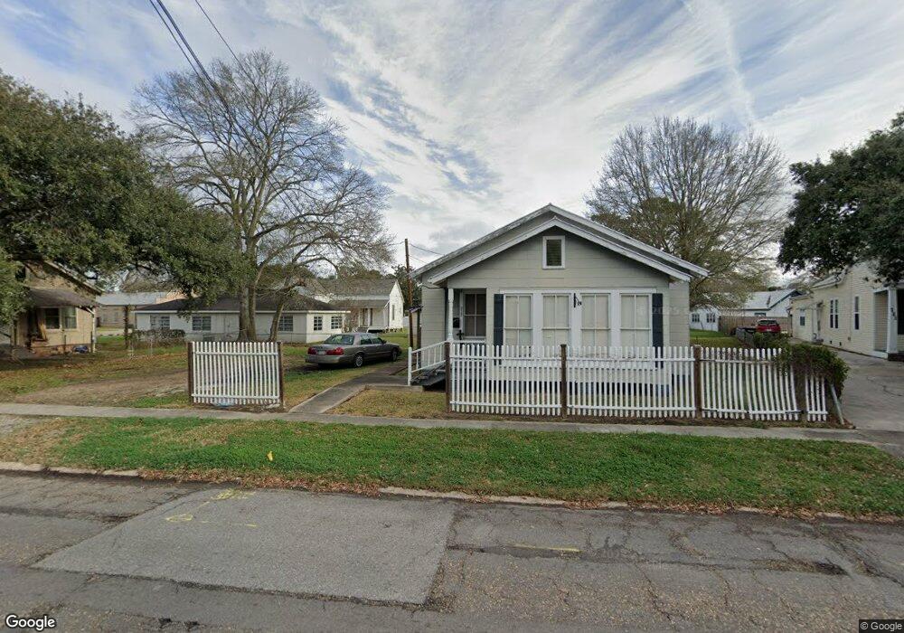 712 Charles St, New Iberia, LA 70560 - photo 1