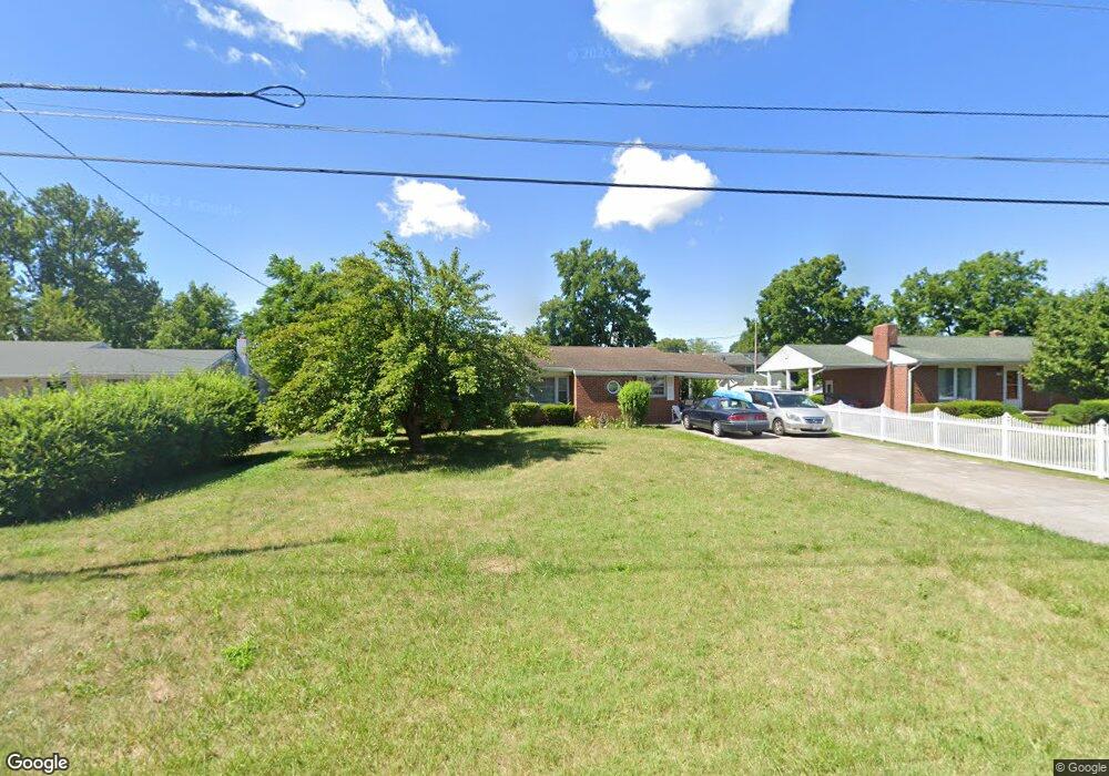 318 Beechcroft Rd, Winchester, VA 22601 - photo 1