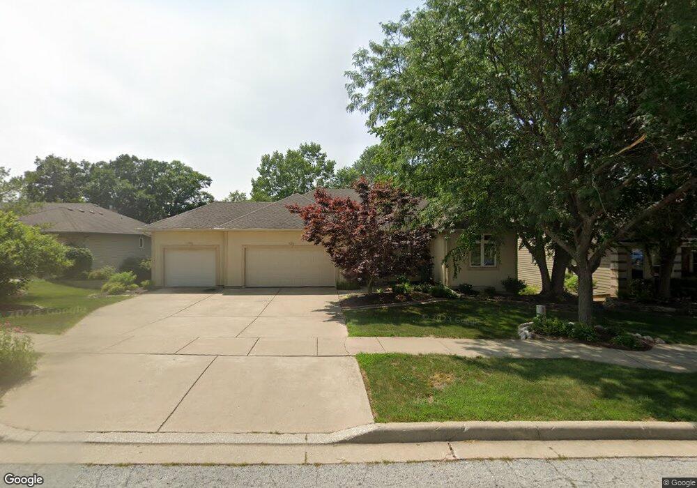 674 Davis Cir, Crown Point, IN 46307 - photo 1