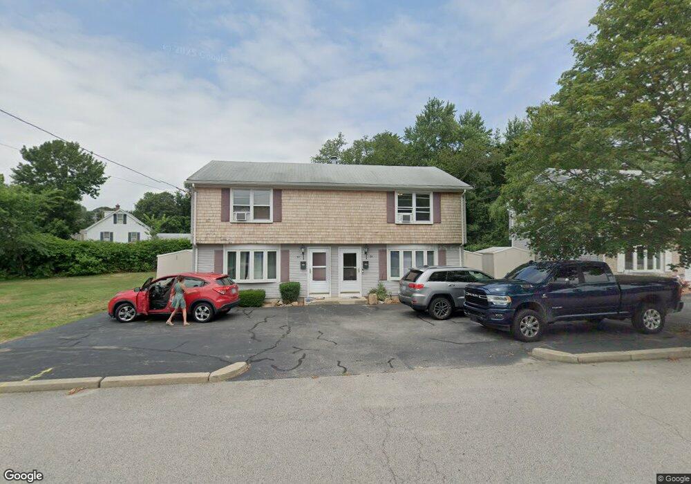 95 Reed St unit 2, Warwick, RI 02886 - photo 1