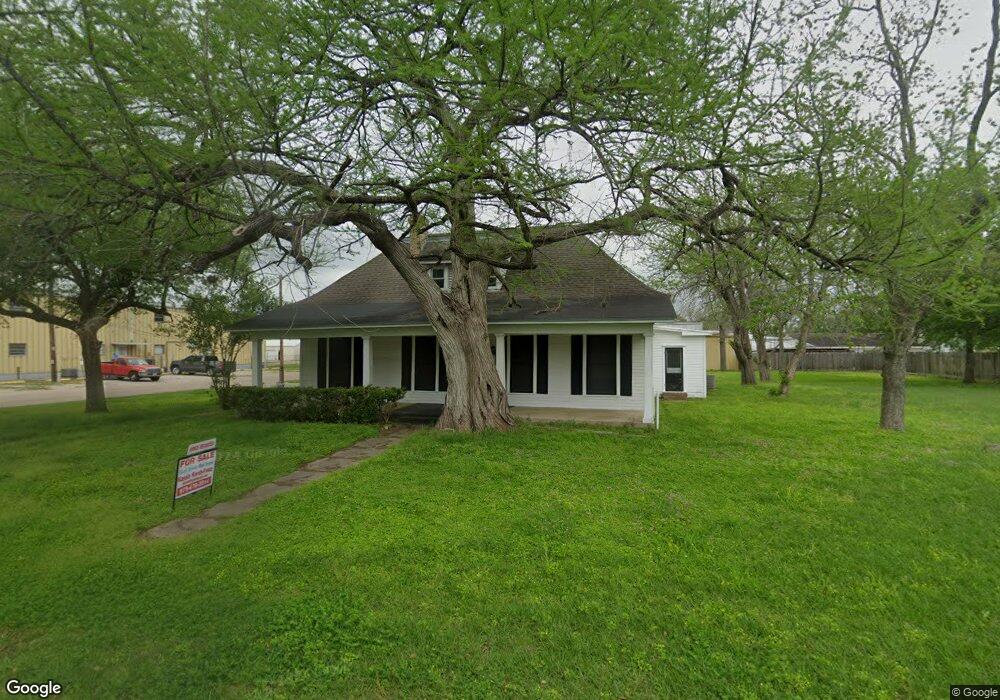 2301 9th St, Bay City, TX 77414 - photo 1