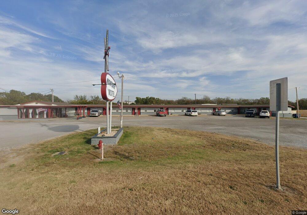 400 S Chouteau Ave, Chouteau, OK 74337 - photo 1