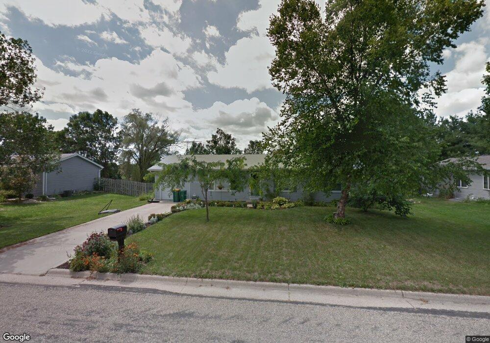 553 Jon St, Belleville, WI 53508 - photo 1