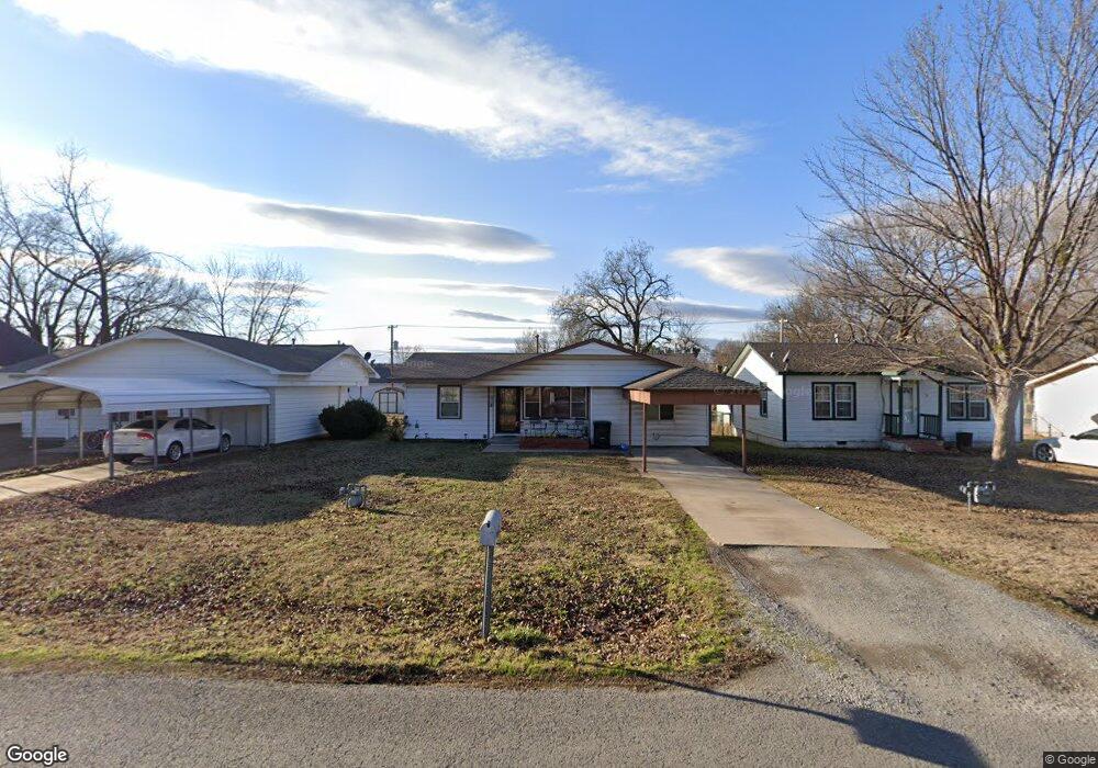 16 S Whitaker St, Pryor, OK 74361 - photo 1