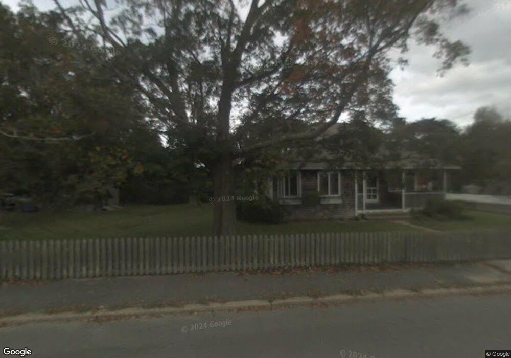 113 Spring St, Vineyard Haven, MA 02568 - photo 1