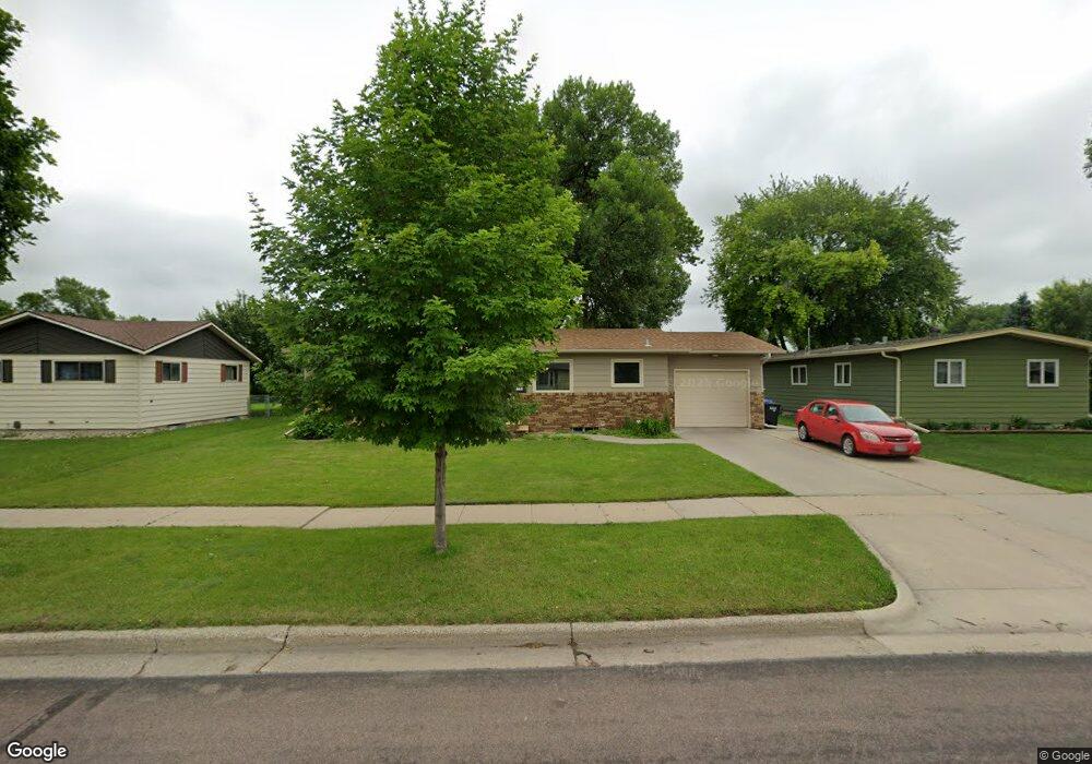 3125 8th St N, Fargo, ND 58102 - photo 1