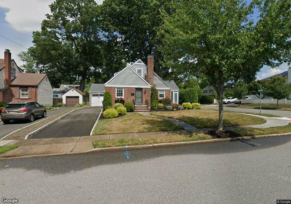 200 Monroe Ave, River Edge, NJ 07661 - photo 1