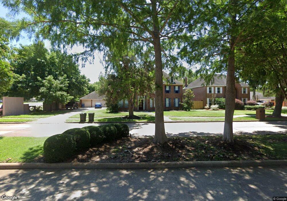 101 Eagle Lakes Dr, Friendswood, TX 77546 - photo 1