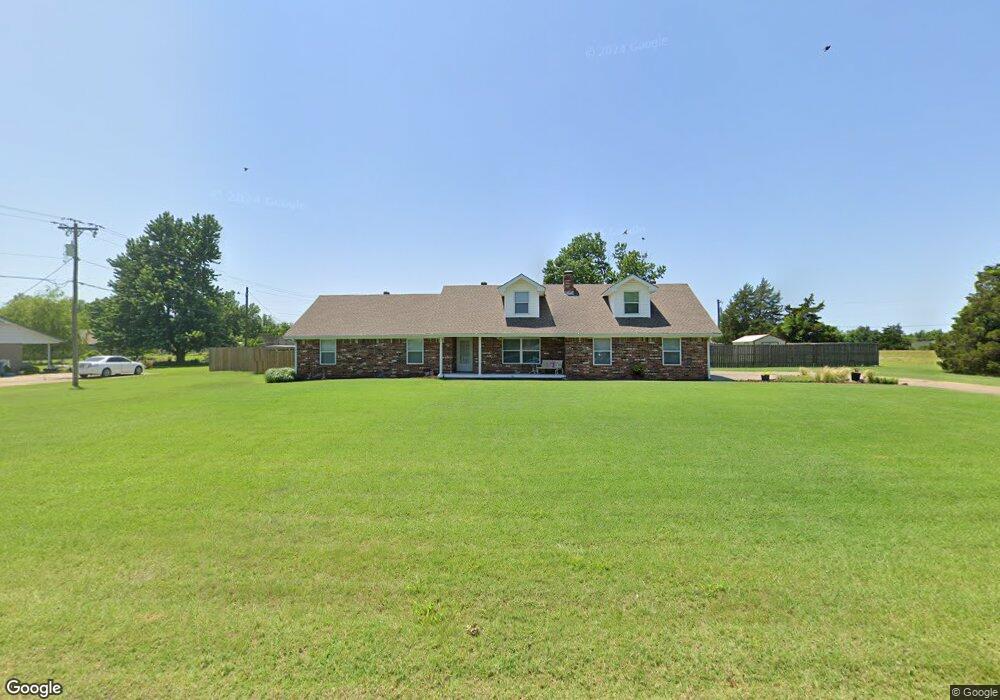 1301 S Wilson Ave, Cushing, OK 74023 - photo 1